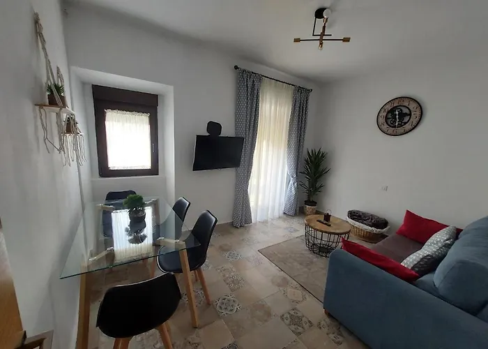 Fuente Nueva Sande * Caces